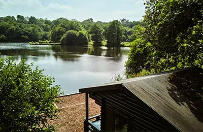 Fly Lodge & Lake 2