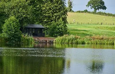 Fly Lodge & Lake